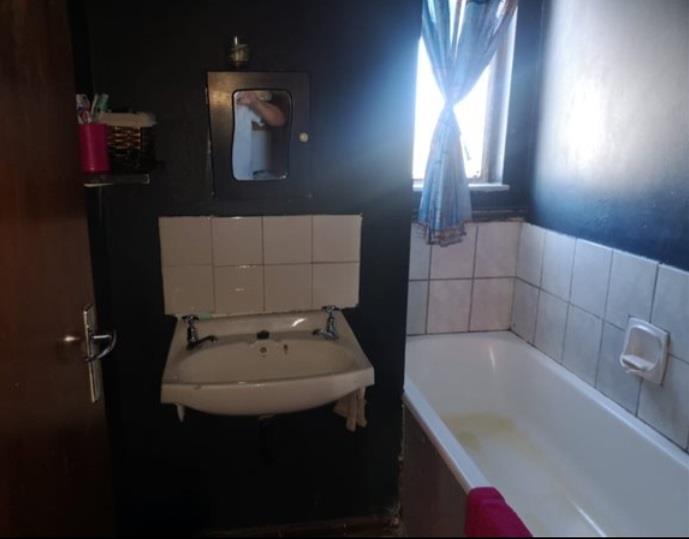 3 Bedroom Property for Sale in Algoa Park Eastern Cape